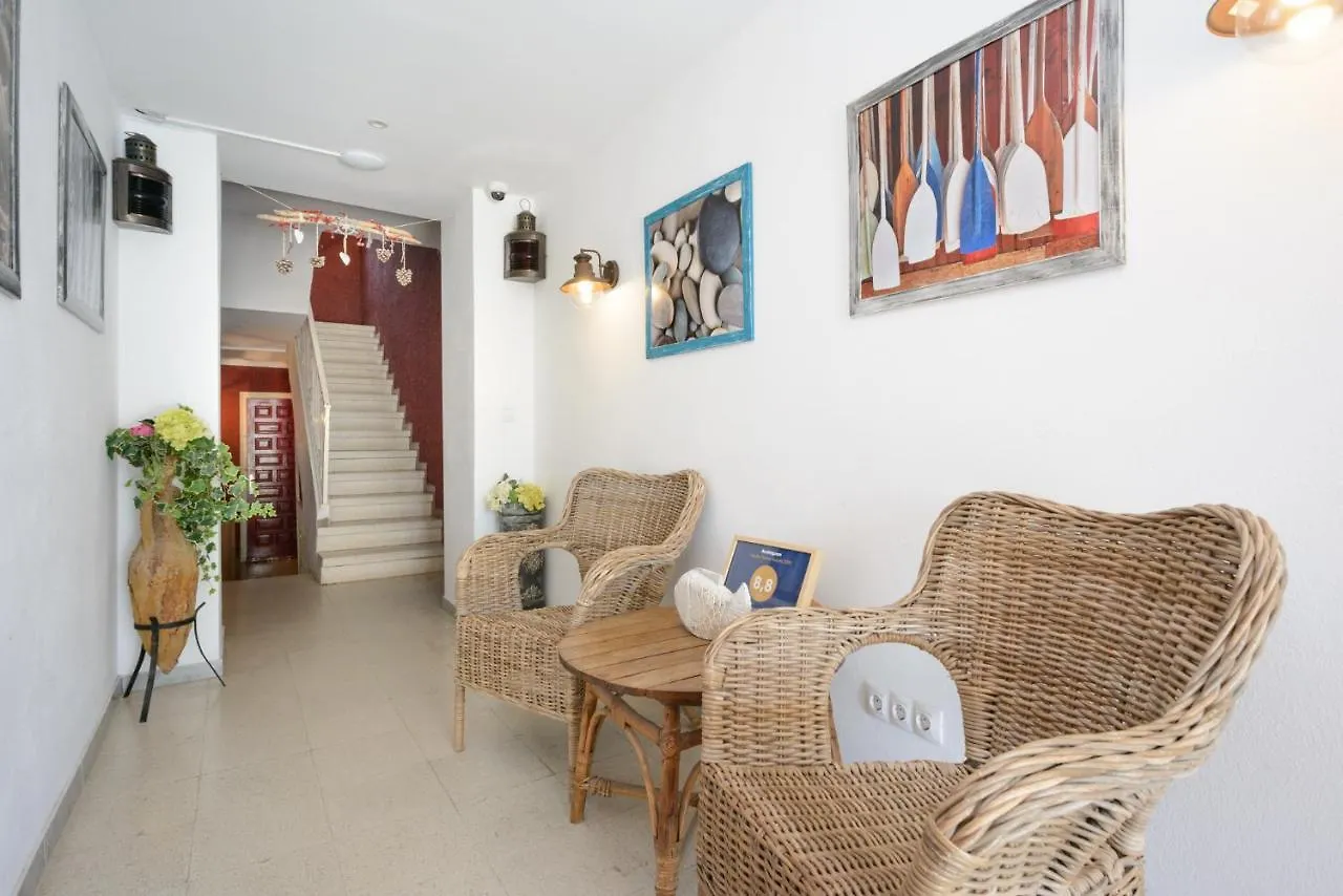 Port 27 Apartment Empuriabrava 0*,