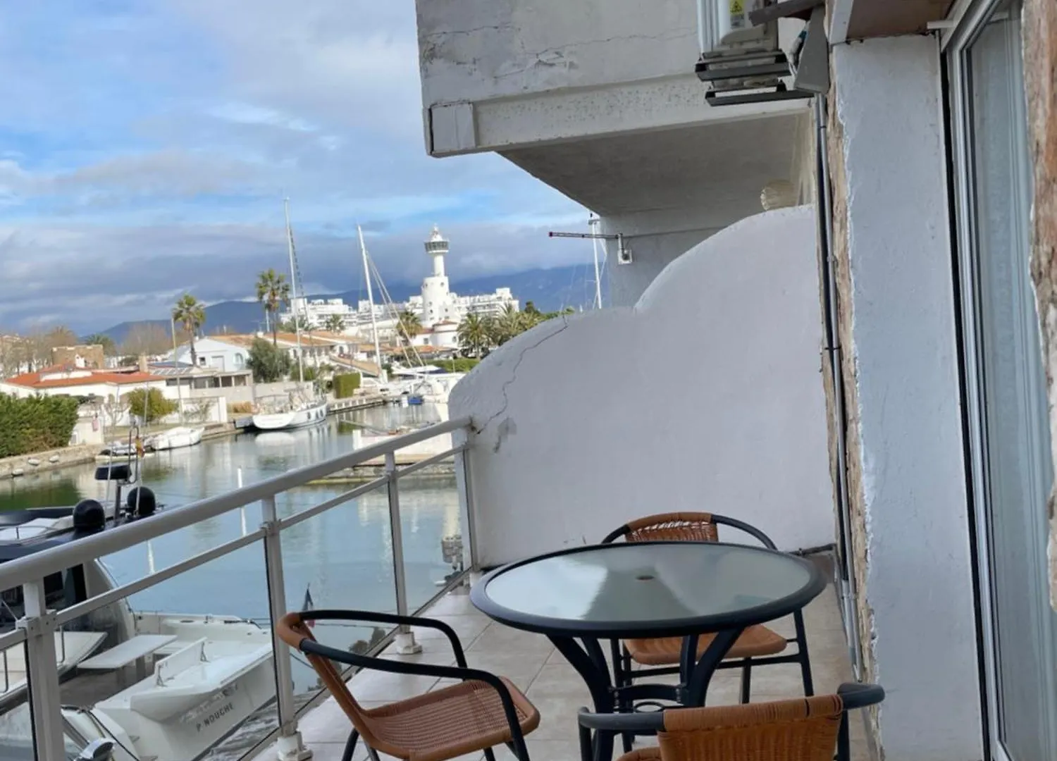 Port 27 Apartment Empuriabrava